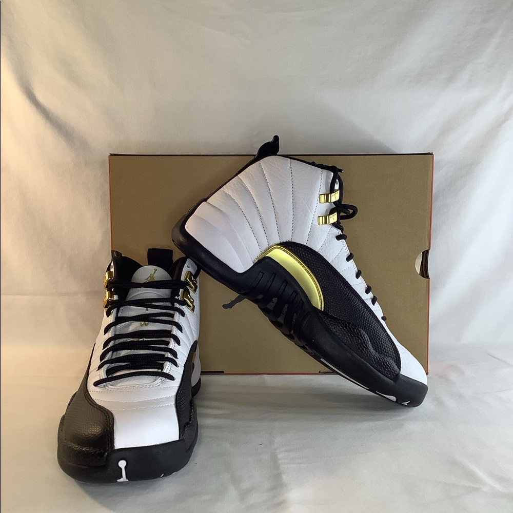 Air Jordan 12 Retro ‘Royalty Taxi’